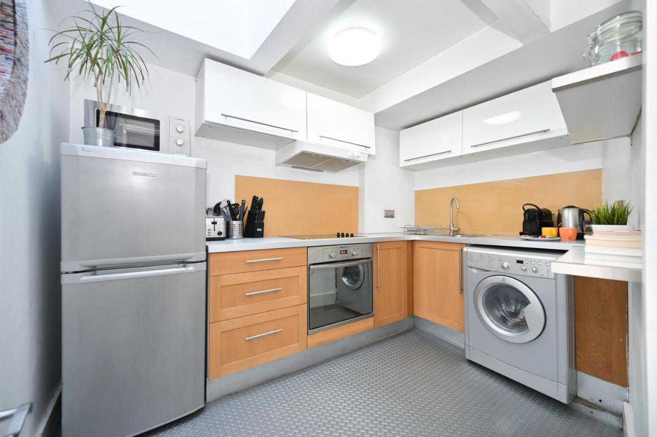 Soho, Piccadilly & Chinatown - Two Bedroom & Two Double Beds Apartment Londýn Exteriér fotografie
