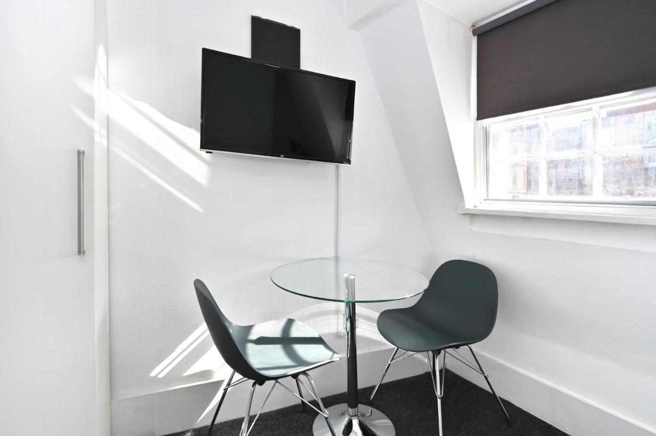 Soho, Piccadilly & Chinatown - Two Bedroom & Two Double Beds Apartment Londýn Exteriér fotografie